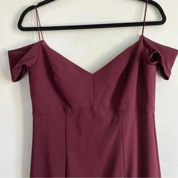Amsale Off the Shoulder Burgundy Formal Gown Bridesmaid Dress Maroon Ribbing 10 - Picture 3 of 12